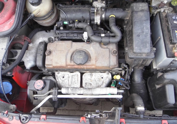 Peugeot 206 plus cena 6300 przebieg: 96000, rok produkcji 2011 z Kielce małe 172